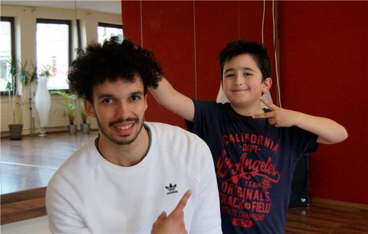 Zwei Hip Hopper, denen die Moves im Blut liegen. Foto: MIH