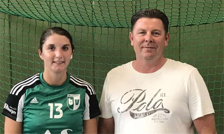 Zwei „Neuzugänge“ bei der ersten Damenmannschaft: Spielerin Ellen Schmitz und Trainer Hansi Schmitt.  privat