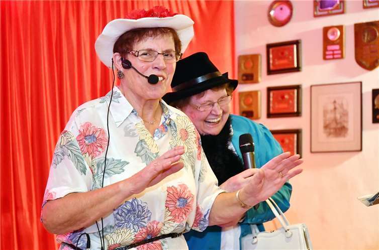 Zwei Urgesteine in der Bütt.