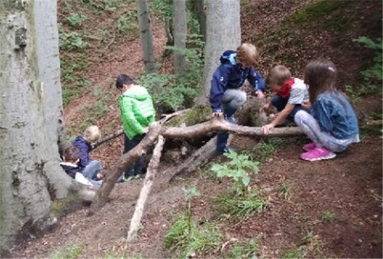 Zwei Wochen lang beschäftigten sich insgesamt 40 Kinder mit dem vielfältigen Thema „Natur vor der Haustüre“.Foto: privat