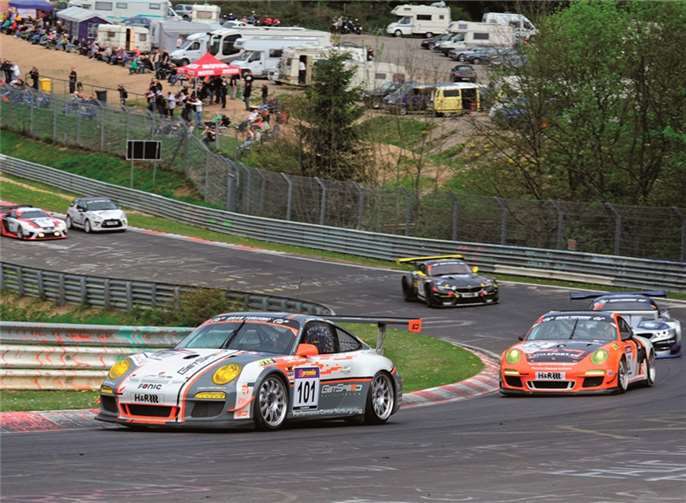Zwei Wochen nach dem schweren Unfall siegte der GetSpeed Porsche 911 GT3 souverän in der Porsche Cup Klasse.
