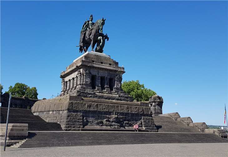 Zweifelsfrei eine der wichtigstenTouristen-Attraktionen in Koblenz: Das Deutsche Eck.