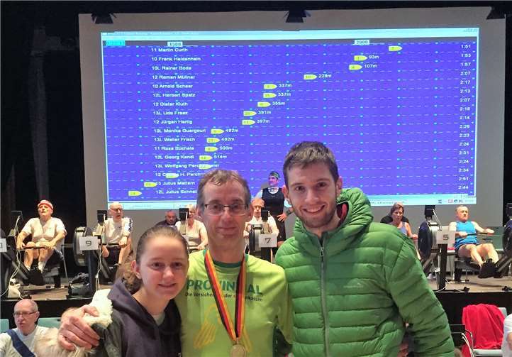 Zweimal DM-Gold und einmal Silber mit zwei Veranstaltungs-Rekorden für die Rudergesellschaft Treis-Karden von (v.l.) Julia und Klaus Bischof sowie Tim Bier. Privat