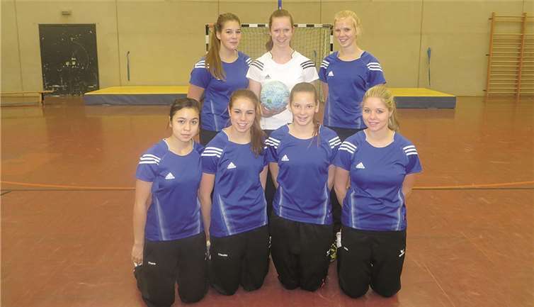 Zweite Korbball-Mannschaft des TuS Kettig: (Stehend von links) Saskia Schäfer, Doreen Dammann, Laureen Ackermann sowie (vorne von links) Thana Hartmann, Vanessa Laux (neue Spielerin) und Julia Pürling.