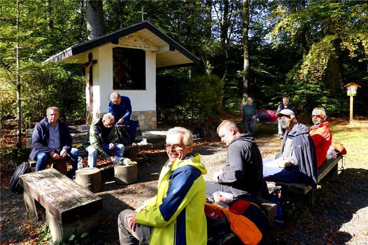 Zweite Pause am Auge Gottes.Fotos: Rudolf Weichsel
