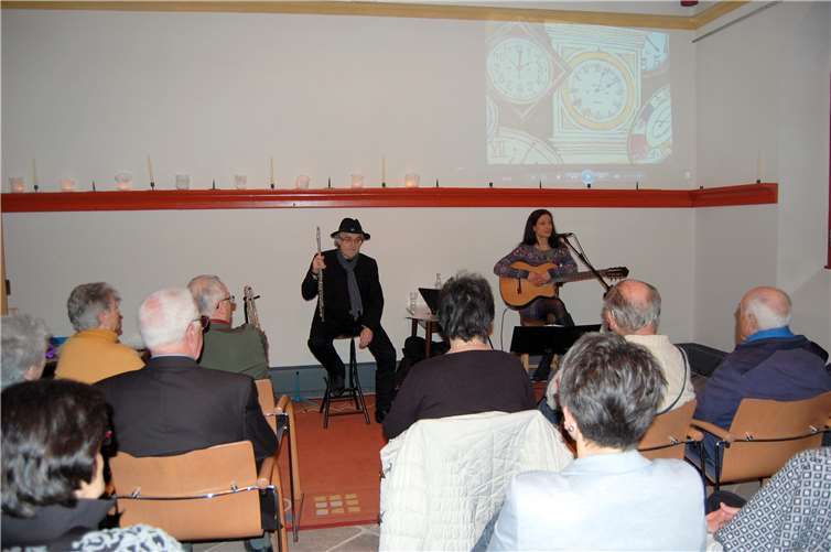 „Zwischen Traum und Wirklichkeit“ war ein multimediales Wort-, Bild- und Klangerlebnis, das einlud zum Träumen, Entspannen, Genießen, - aber auch zum Nachdenken und Mut machen.Förderverein ehem.Synagoge