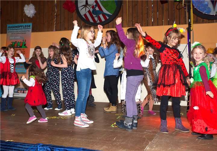 Zwischen den Vorführungen wurde die Bühne von den Kids zum Tanzen genutzt.WT