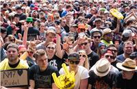 (c) Axel Live Pictures