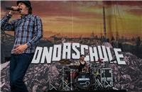 (c) Axel Live Pictures