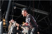 (c) Axel Live Pictures