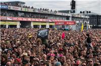 (c) Axel Live Pictures