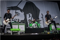 (c) Axel Live Pictures