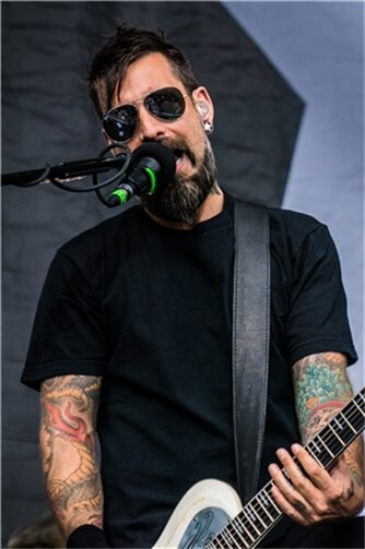 (c) Axel Live Pictures