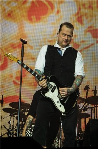 (c) Axel Live Pictures