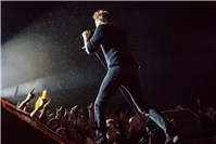 (c) Axel Live Pictures