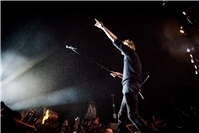 (c) Axel Live Pictures