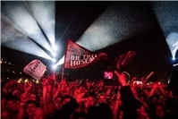 (c) Axel Live Pictures