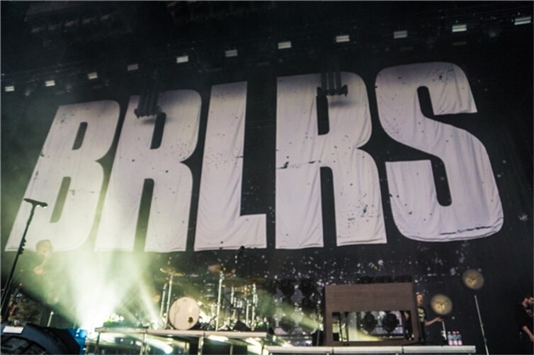 (c) Axel Live Pictures