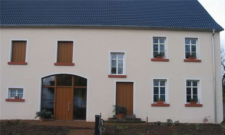 ...das gleiche Gebäude – jetzt ein Niedrigenergiehaus. VZ RLP/ Bernhard Andre