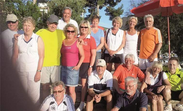 deal und seit vielen Jahren ein beliebtes Ziel bei den Tennisspielern ist die schöne Baleareninsel Mallorca. privat