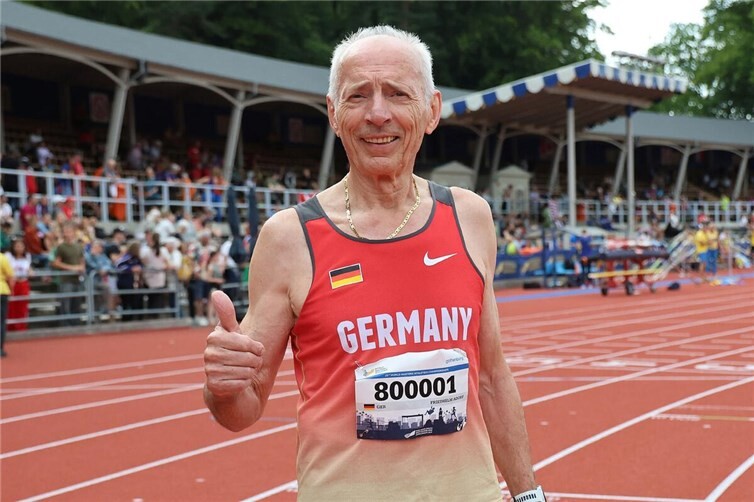 der vielfache Welt- und Europameister im Seniorensprint, Friedhelm Adorf ist einer der Hauptakteure in der Sendung „ARD Wissen“ die am 27. April um 22:50 Uhr im ERSTEN ausgestrahlt wird