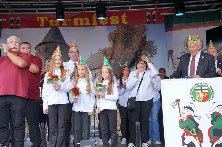 Turmfest am Wasemer Turm in Rheinbach mit Brauchtum und Musik
