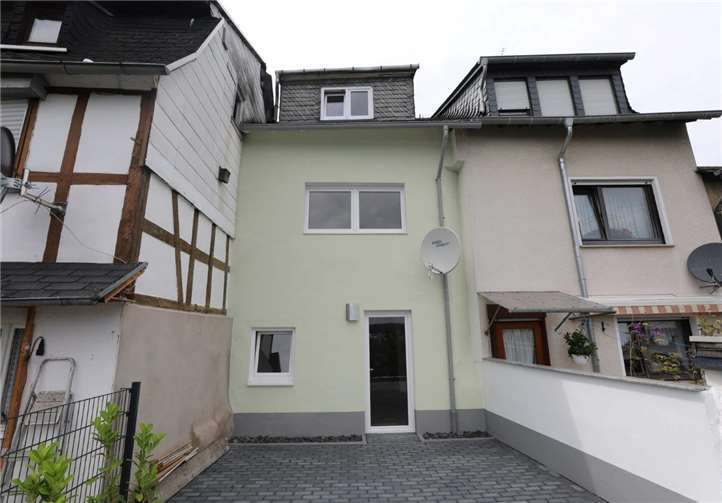 ...heute ist die neue Terrasse das große Plus des kleinen Hauses. Olaf Nitz