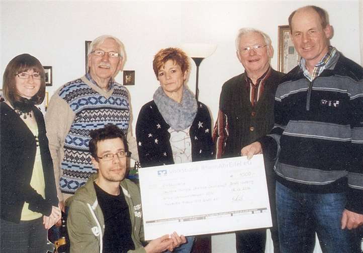 hinten v.li. Erich Melcher, Petra Neust-Schönberger, Peter Hässler,vorne v.li. Johannes Schmitt und Ulrich Liebsch. privat