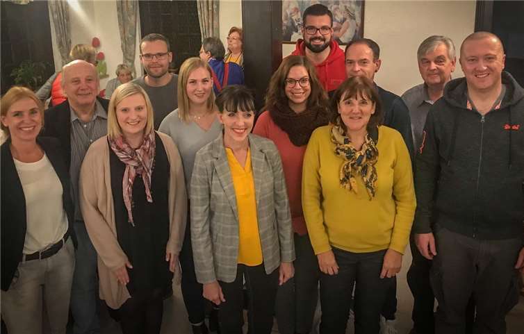 hintere Reihe v.l.n.r. Georg Heinz, André Quednov, mittlere Reihe v.l.n.r. Dirk Crecelius, Leonie Castor, Janina Steinel, Hubertus Kleppel, Hans-Werner Stutzke, vordereReihe: v.l.n.r. Claudia Probst, Sarah Fritz, Sabine Helmes. Angela Metzdorf, Christoph AlsbachFoto: privat