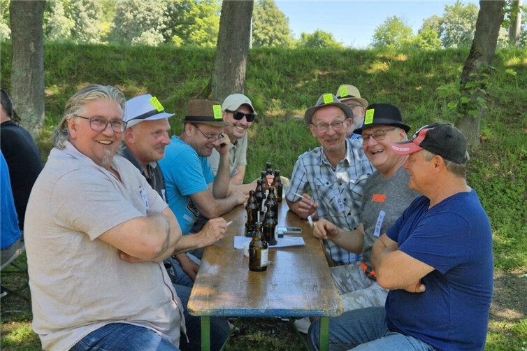 Ehrenamtliches Engagement beim Heddesdorfer Pfingstritt 2024 erleben