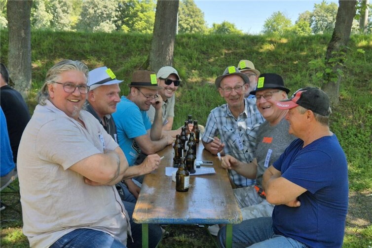 lauter „Nette“ Typen