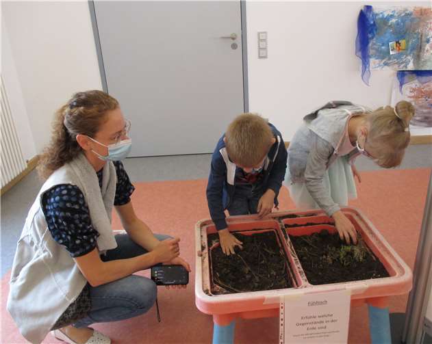 Die vier Elemente m Rahmen eines Projektes lernten die Kinder der Kita Zwergenscheune in Kretz die vier Elemente Feuer, Wasser, Erde und Luft näher kennen.Foto: privat