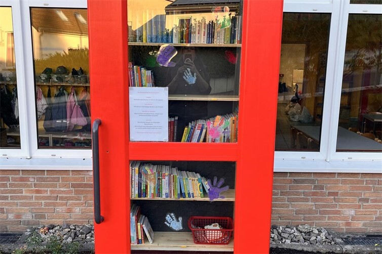 neue Bücherzelle