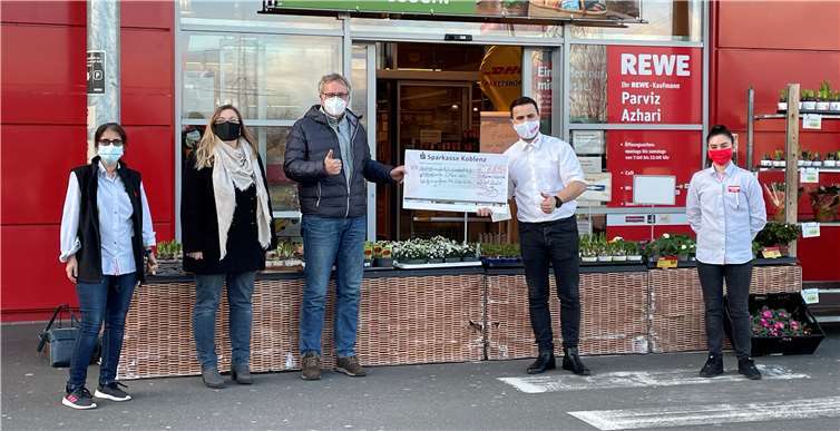 pianoforte dankt dem REWE-Team für das tolle Engagement! Foto: privat