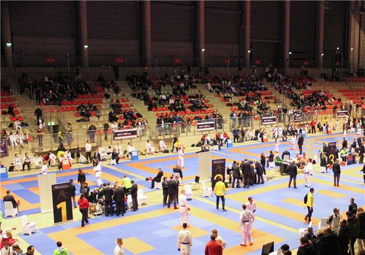 ring°arena am Nürburgring bot eine atemberaubende Kulisse für die Sportler.