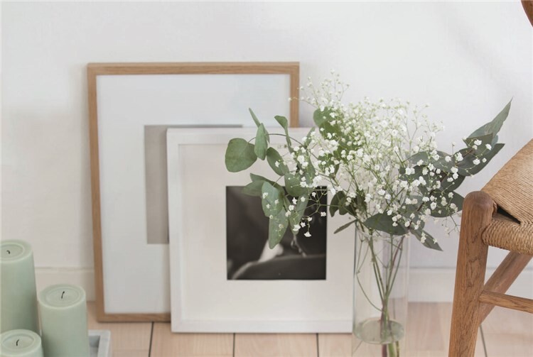 txn. Holzfußböden haben Stil und tragen deutlich zur angenehmen Ausstrahlung eines Wohnraums bei. Ob elegant oder rustikal, kühl oder warm – damit Holzfußböden lange gut aussehen, sollten sie regelmäßig gereinigt und gepflegt werden.