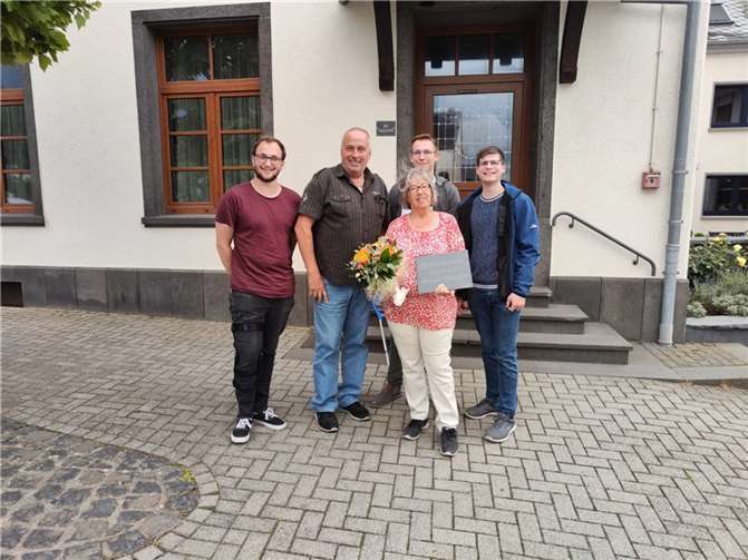 (v. l.) Dávid Heinzen, Hans Günter Labonte, Renate Klünder, Robin Haber, Nils Gilles.  Foto: SPD Kaisersesch