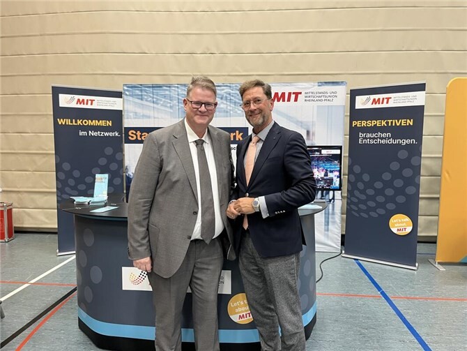 v. l. Ralf Seekatz, MdEP und Detlef Odenkirchen, MIT-Vorsitzender des Bezirks Koblenz-Montabaur.  Foto: Frank Hoffmann