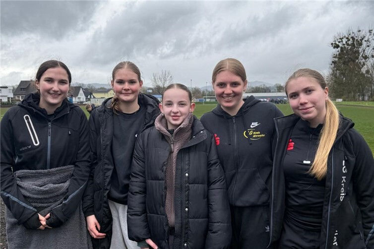 v. l.: Tabea Emons, Lina Näkel, Soé Stockmann, Barbara Bitzen und Elisa Fahrenbruch