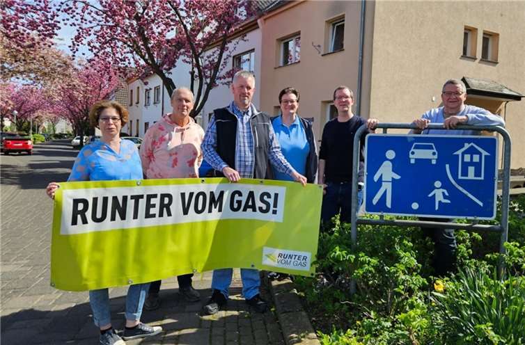 v. l. n. r.: Melanie Giffels, Uwe Krüger, Heinz Kurth, Nicole Persie, Johannes Stieber, Ulrich Stieber.  Foto: Brigitte Stieber