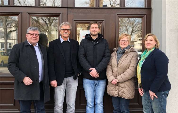 (v. l. n. r.) Michael Mahlert, 1. Kreisbeigeordneter, Jürgen Borniger, Geschäftsführer, Volker Langenbahn, Agnes Ulrich, Marion Schaust.Kreisverwaltung Neuwied