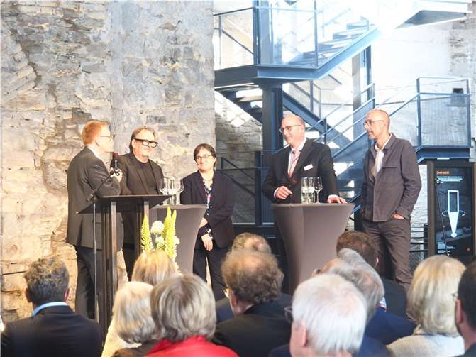 (v. l. n. r.): Werner Prümm, Thomas Steinhardt, Dr. Heike Otto, Sascha Schoblocher und Stefan Nowak im Podiumsgespräch.  Fotos: Stadt Bendorf