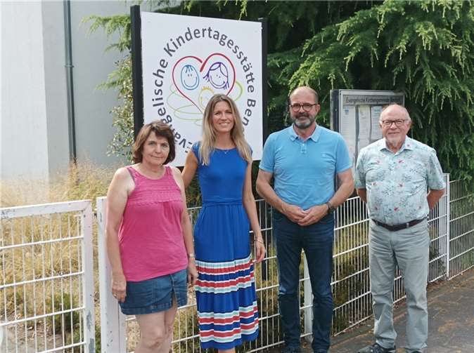 v. li: Kita Leiterin Elisabeth Dedekind, stellv. Leiterin Jenny Kudrjawzew, Peter Moskopp, MdL, Joachim Boos, CDU-Stadtverband Bendorf Foto: CDU-Stadtverband Bendorf