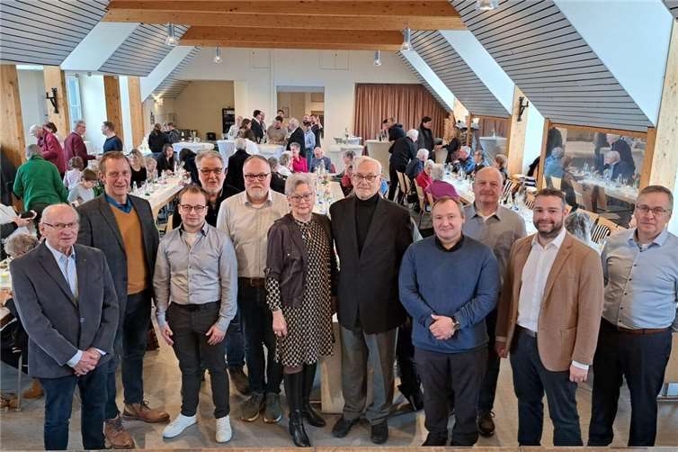 v.L. Leo Klöckner, VG Bgm Max Mumm, Markus Bach, Gerhard Krechel, Olive Stenz, Helga Fürst, Heribert Scherhag, Kooperator Konrad Lisowski, Dieter Pulze, MDL Thorsten Welling, Horst Rühle.Fotos: privat