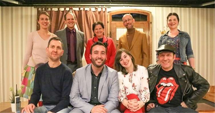 (v.hi.li.) Esther Eberz, Dominik Hoepfner, Dagmar Volk, Michael Antrack, Christine Aßmann, Richard Ellis, Hannes Mager, Désirée Just, Pedro Hillen. Es fehlt: Denny Blank. Privat