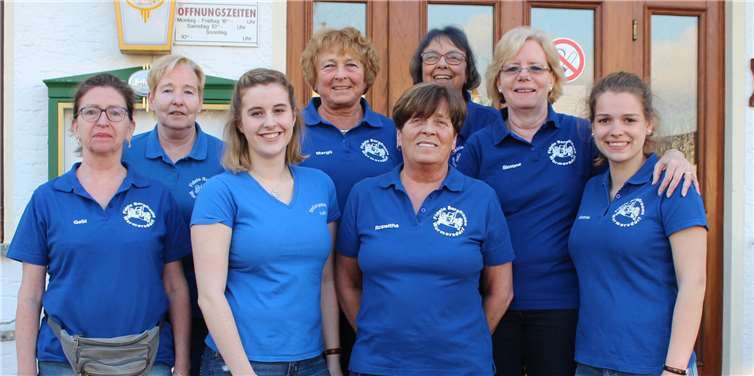 (v.l.) Angelika Schincke, Margit Beer, Gudrun Mieth-Leichsenring, Gabriele Nohles, Katharina Kolster, Roswitha Born, Simone Hocke, Katrin Meier.Privat