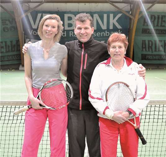v.l. Anke Müller, Sascha Hecken und Christel Kohlerprivat