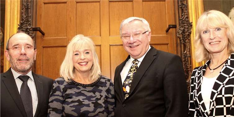 (v.l.) Baudezernent Martin Prümm, Kulturdezernentin Dr. Margit Theis-Scholz, Oberbürgermeister Prof. Dr. Joachim Hofmann-Göttig und Bürgermeisterin Marie-Theres Hammes-Rosenstein. privat