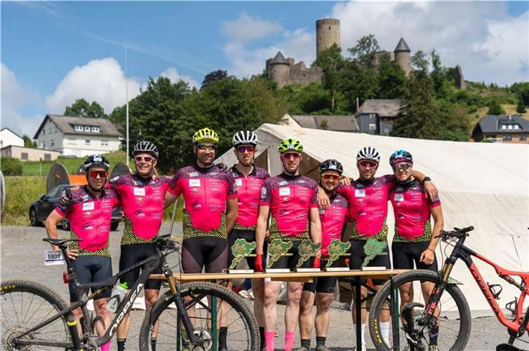 (v.l.) Björn Hild, Jens Klaschus, Christian Schlesiger, Markus Risse, Dirk Blindert, Dominik Daun, Joshua Mannebach und Fabian Krämer.  Foto: privat