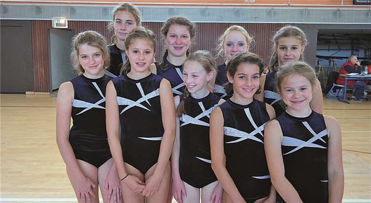 (v.l.) Bleona Osmanie, Laura Nett, Milena Leistenschneider, Michelle Weber, Telsa Andersch, Sophia Kettel, Lara-Marie Surget, Marie-Louise Meinhard und Anna-Sophie Meinhard. privat